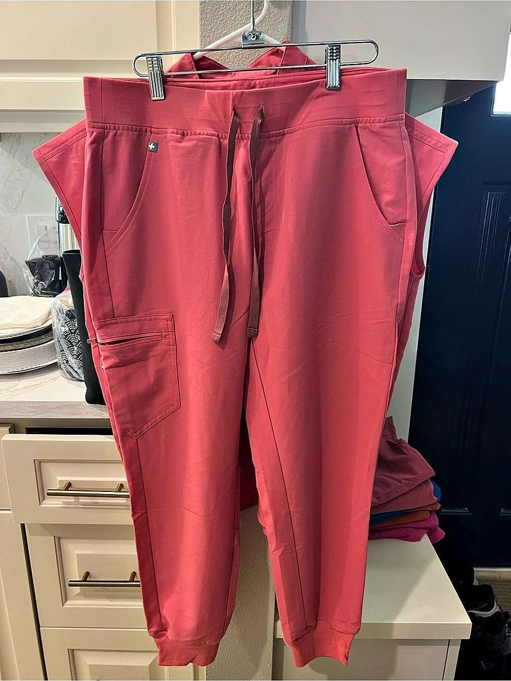 FIGS Zamora Jogger Scrub Pants Peachy Pink Medium